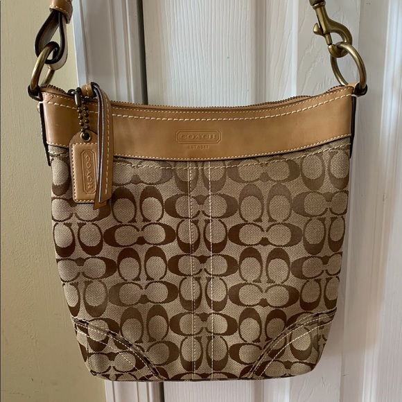 Coach Signature Logo Shoulder Bag - Picture 4 of 9